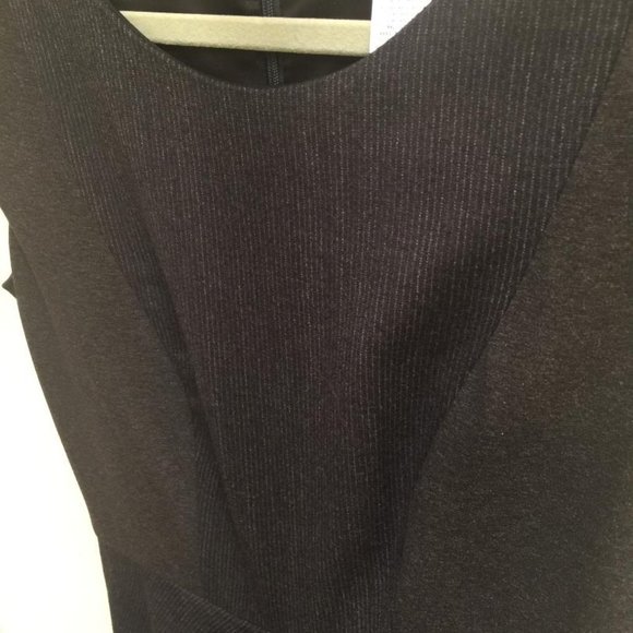 Weekend Maxmara-Charcoal-Grey Short Sleeve Dress - Picture 2 of 8